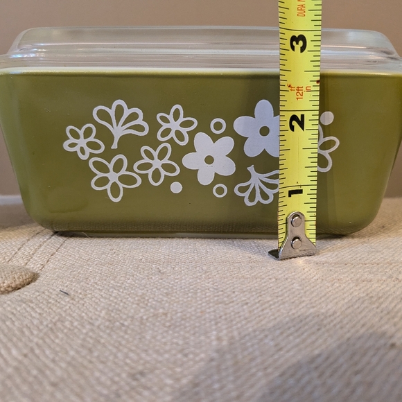 3 Small Vintage Pyrex Glass Containers with Lids - Picture 9 of 12